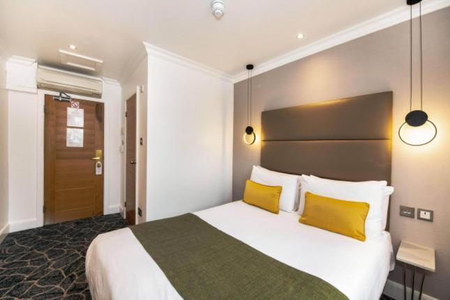 Queens Park Premier London Hyde Park Екстер'єр фото