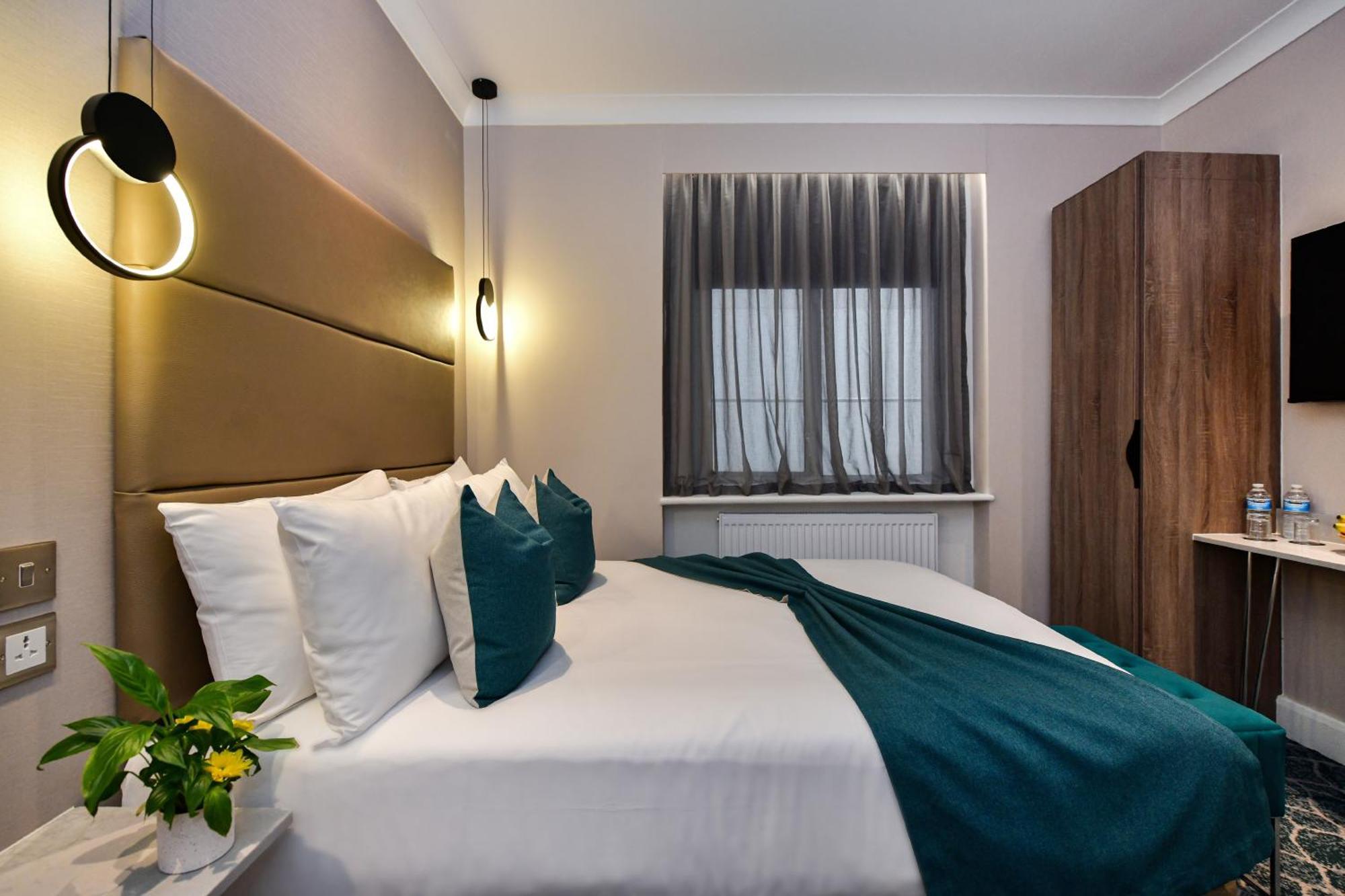 Queens Park Premier London Hyde Park Екстер'єр фото